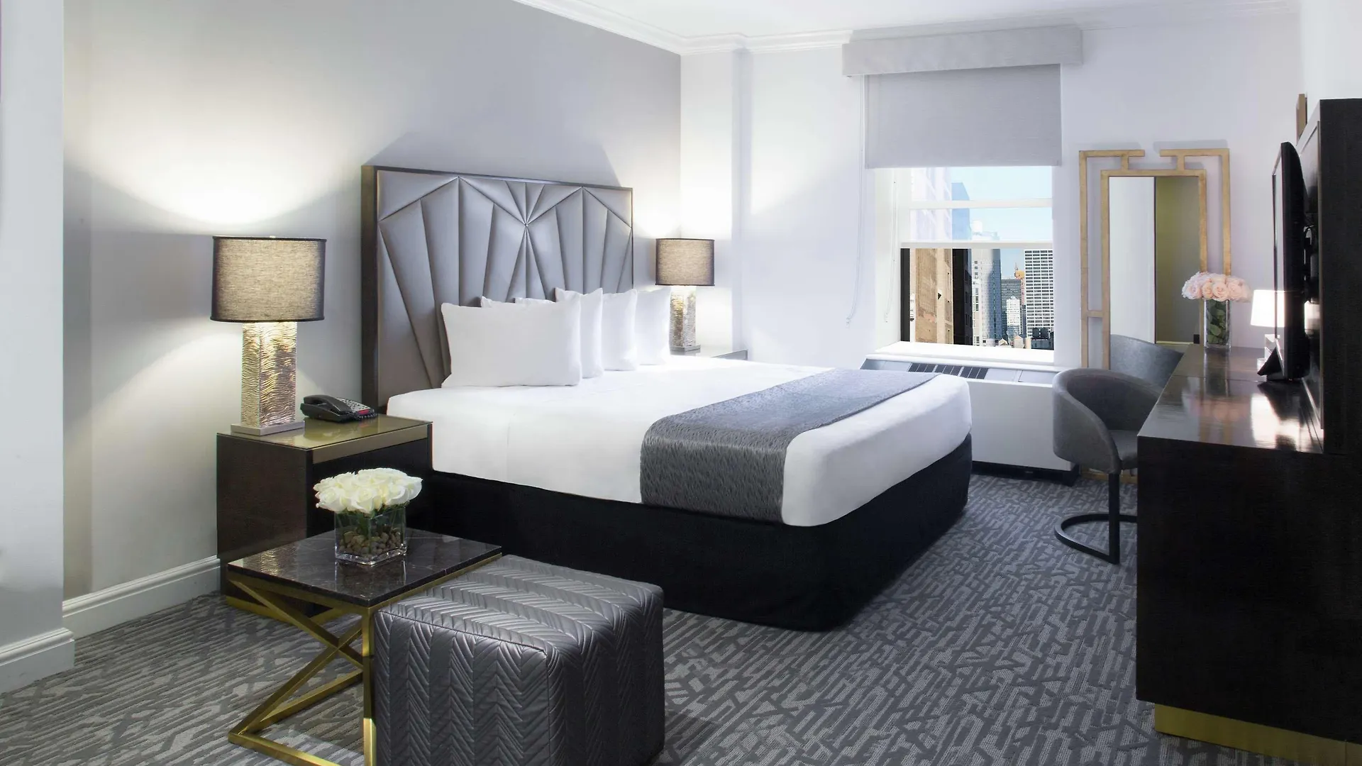 Martinique New York On Broadway, Curio Collection By Hilton Hotell 4*,