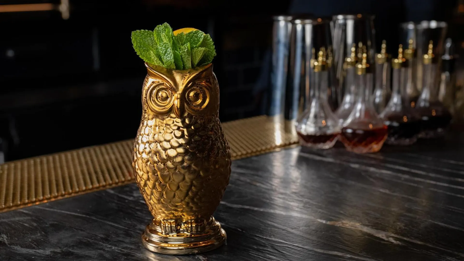Martinique New York On Broadway, Curio Collection By Hilton Hotell