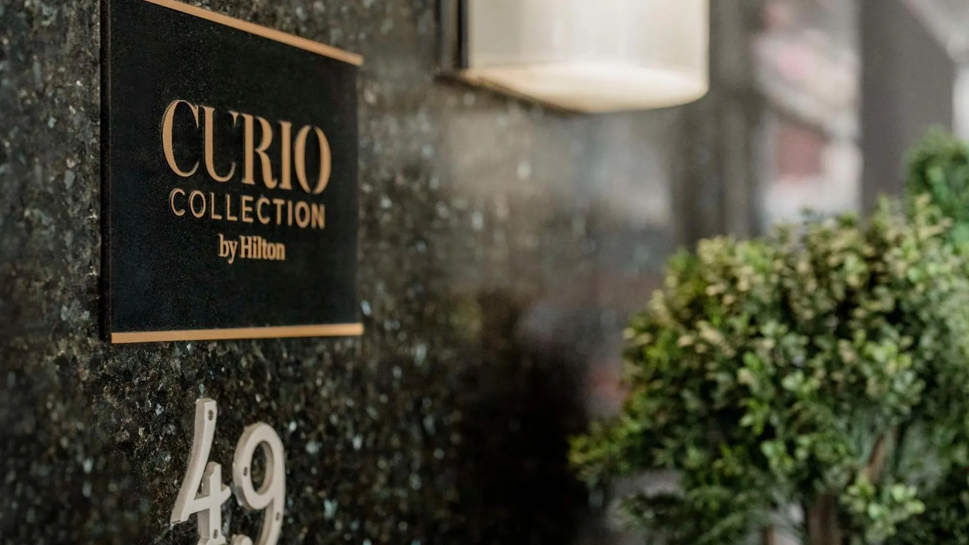 Martinique New York On Broadway, Curio Collection By Hilton Hotel