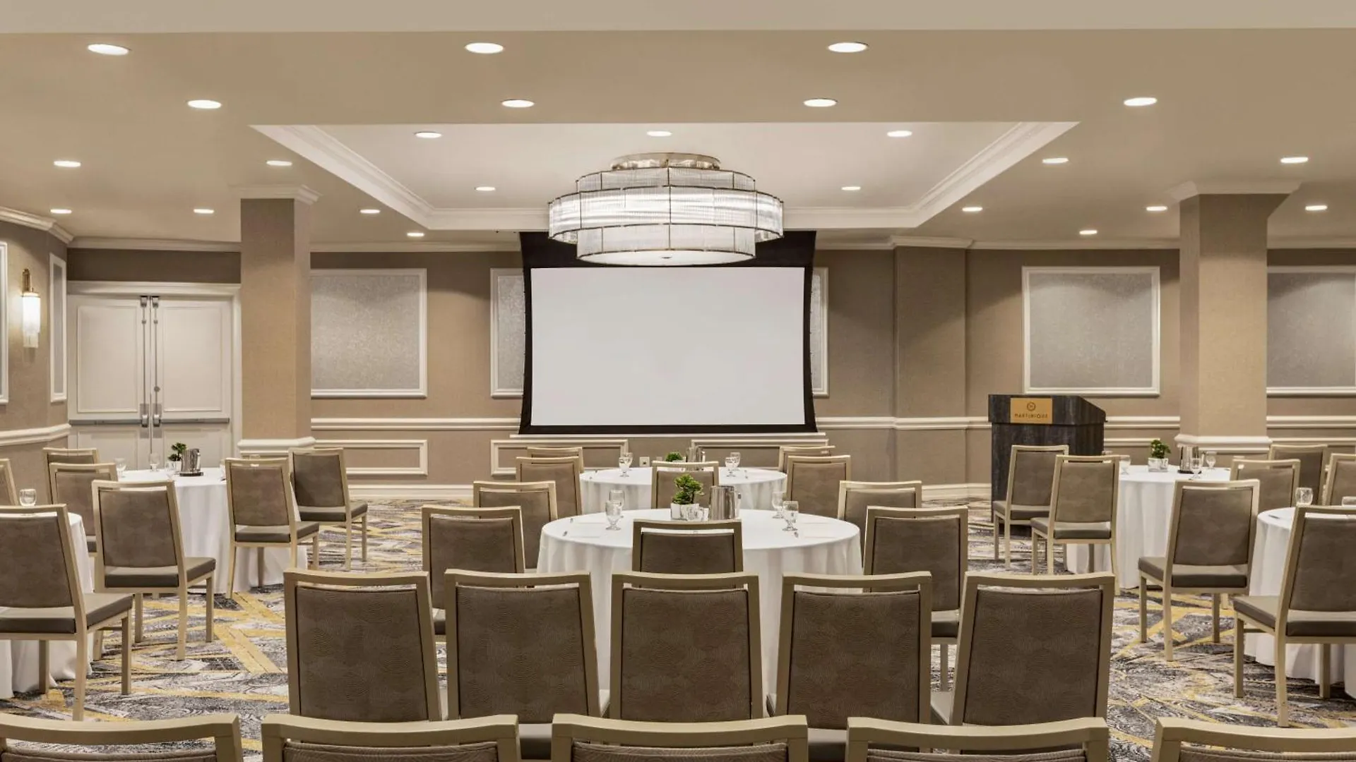 Martinique New York On Broadway, Curio Collection By Hilton Hotel United States