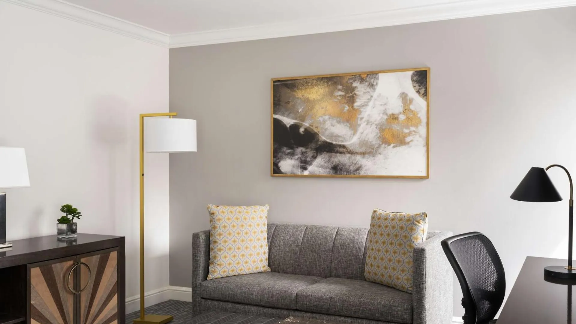 Martinique New York On Broadway, Curio Collection By Hilton Hotel 4*,
