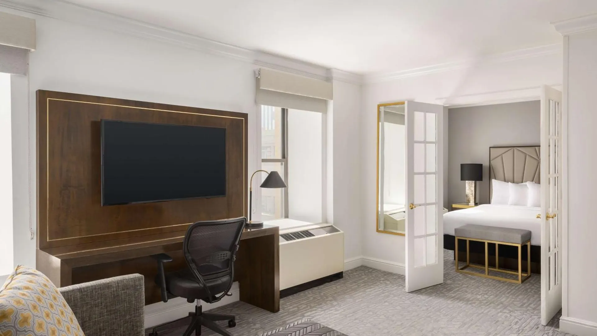 Martinique New York On Broadway, Curio Collection By Hilton Hotel