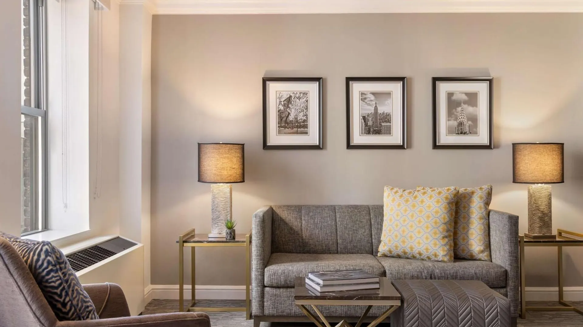 Martinique New York On Broadway, Curio Collection By Hilton Hotel