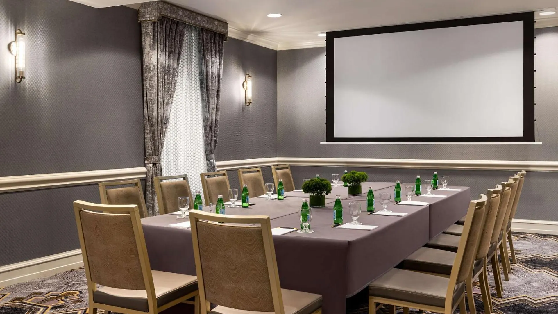 Martinique New York On Broadway, Curio Collection By Hilton Hotel 4*,